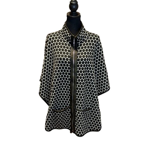 Women's Joseph Ribkoff Blk White Zip Front Jersey Leather Cape Poncho Sz 6, EUC - Picture 1 of 5